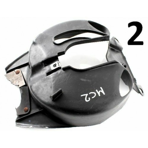 Chiusura inferiore scudo anteriore...