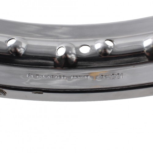 Cerchio posteriore con 36 fori...