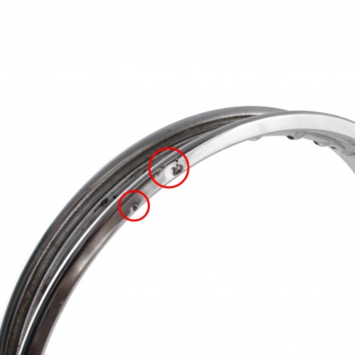 Cerchio posteriore con 36 fori...