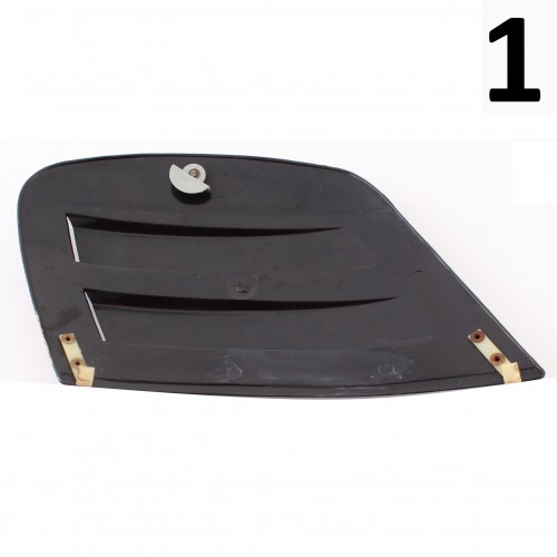 Sportello plastica cofano Vespa 50...