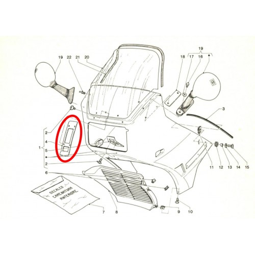 Piastra superiore carena anteriore...