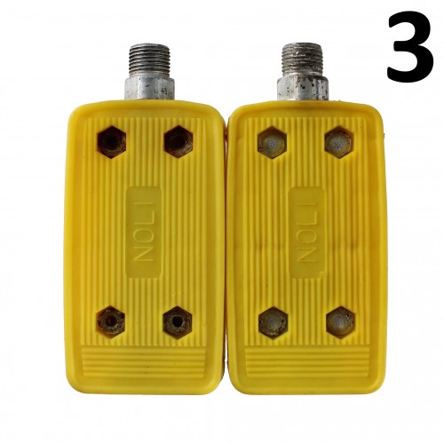 Pedali colorati per bici e...