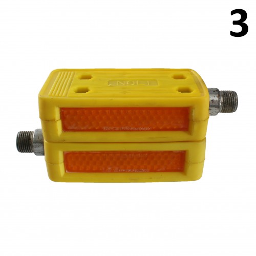 Pedali colorati per bici e...