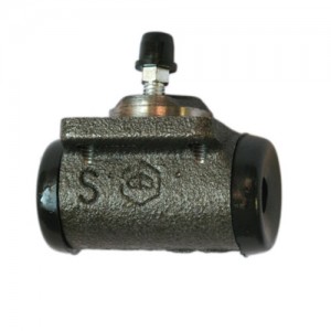 Cilindro freno anteriore...