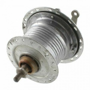 Mozzo ruota anteriore... 2