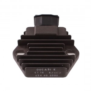 Regolatore tensione per...