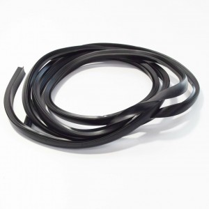 Gomma profilo cofano...