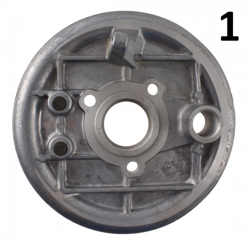 Piatto portaceppi posteriore Vespa 3...