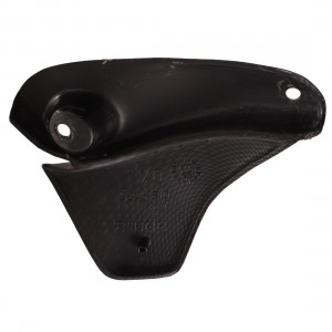 Prolunga fianchetto destro... 2