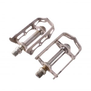 Coppia pedali tipo corsa...