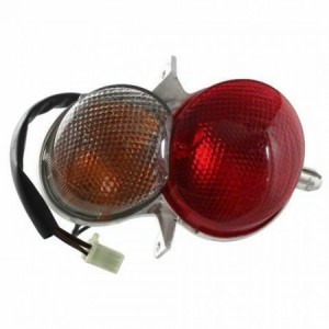 Faro posteriore Yamaha...